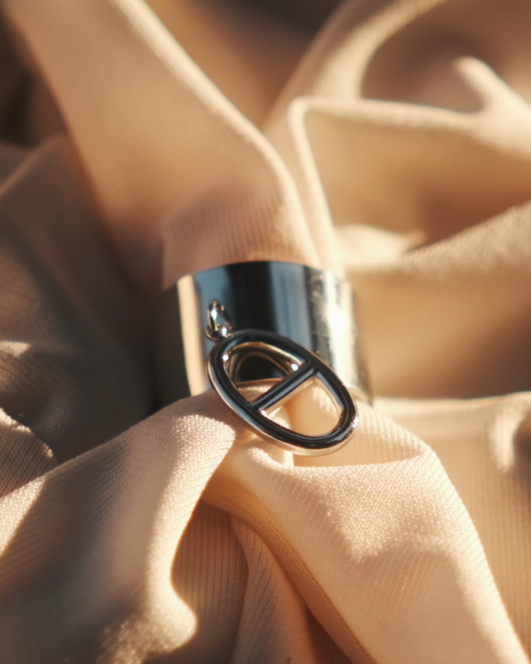 BAGUE CLARA